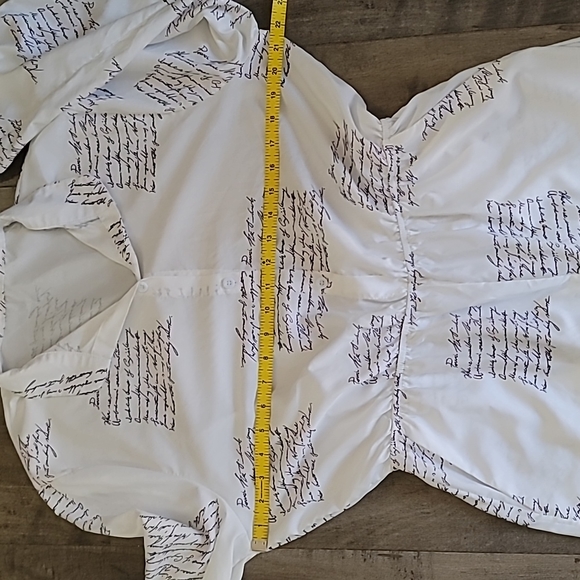 🧡2/$15 Bundle White jumpsuit cursive print long sleeve, elastic waistband 10/12 - Picture 3 of 12
